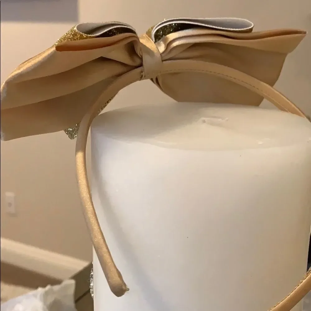 🎉1 hr sale 🎉Gold bow headband